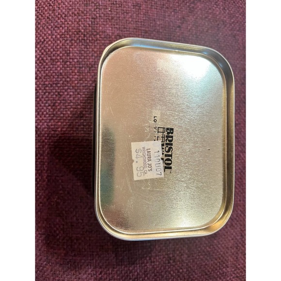 Vintage Singer sewing tin container with old buttons - Picture 7 of 13